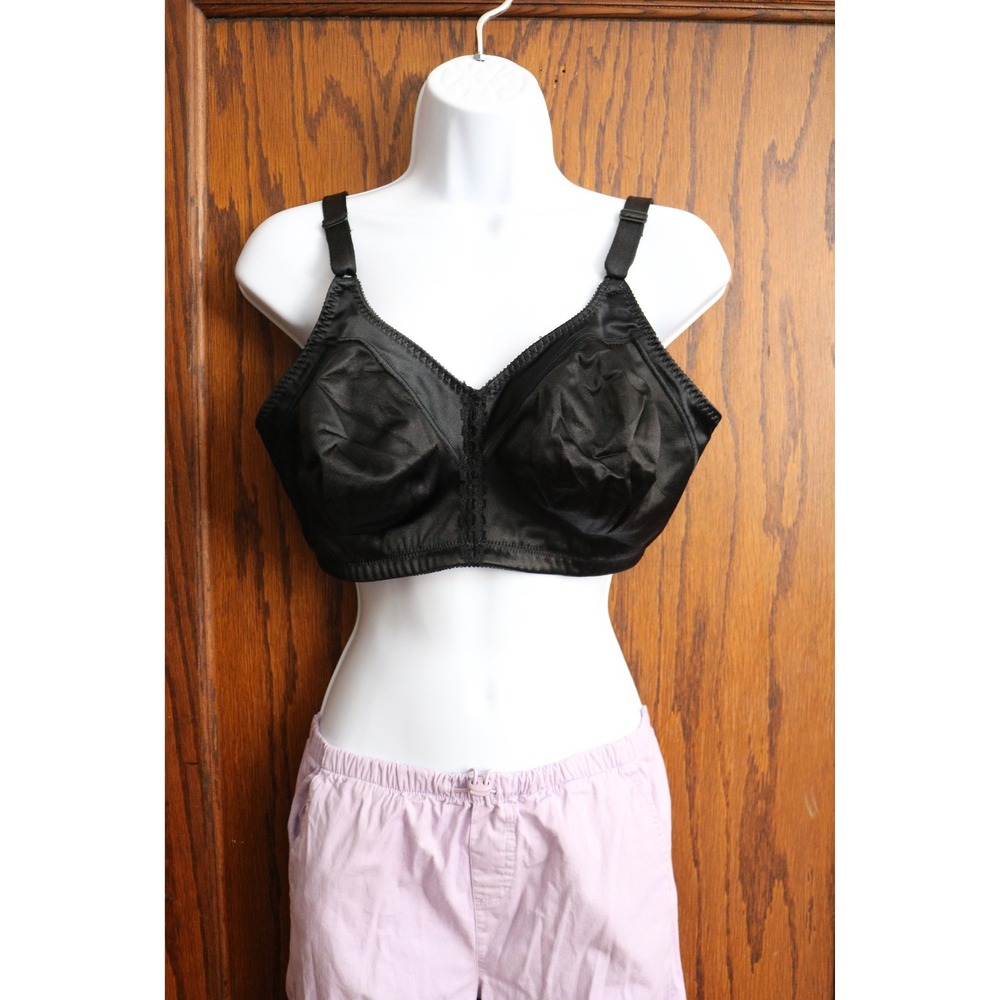 Vintage BALI Satin Full Coverage Non Wired Bra Womens 40DD Black Support Basic